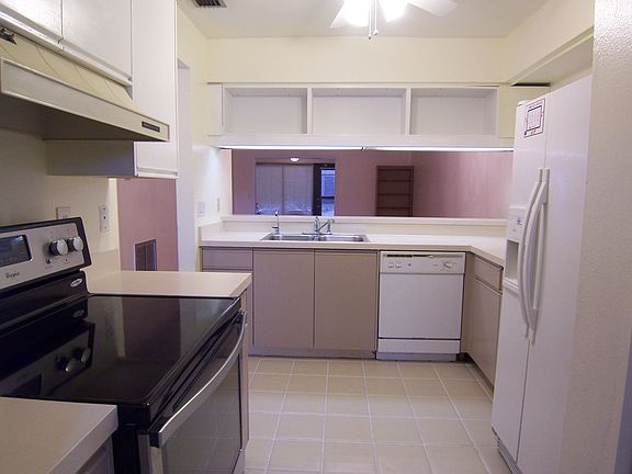 5th image of 5415 11th Street Cir E