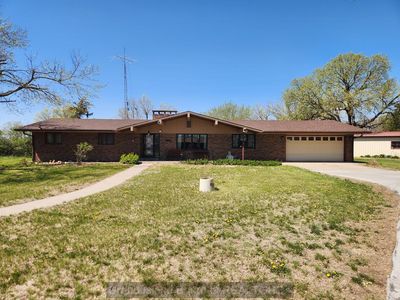 845 W 7th Ave, Red Cloud, NE, 68970