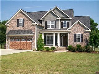 1st image of 208 Clemens Dr
