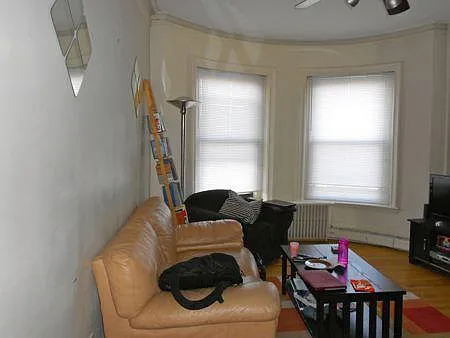 88 Hammond St #8 — Photo 12