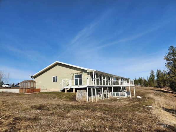 121 Madison Ln, Kamiah, ID 83536