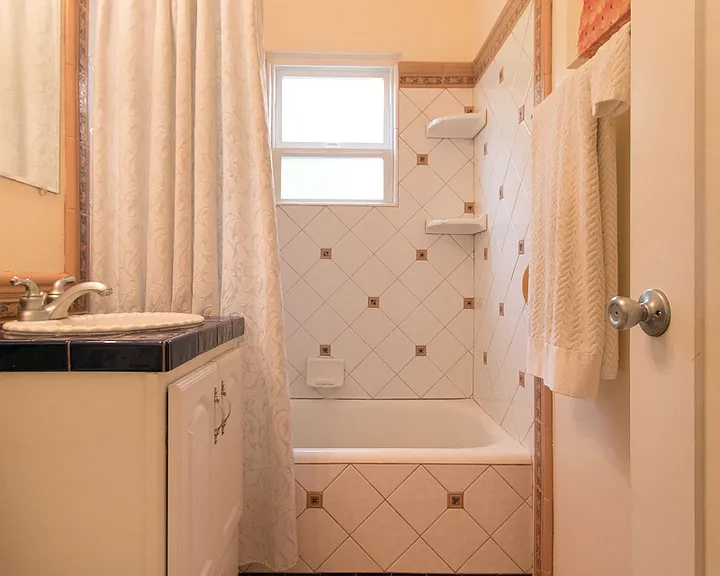 8042 University Pl — Photo 18