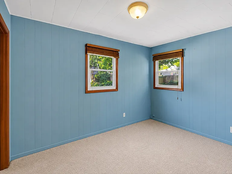145 Rodney Ct — Photo 12