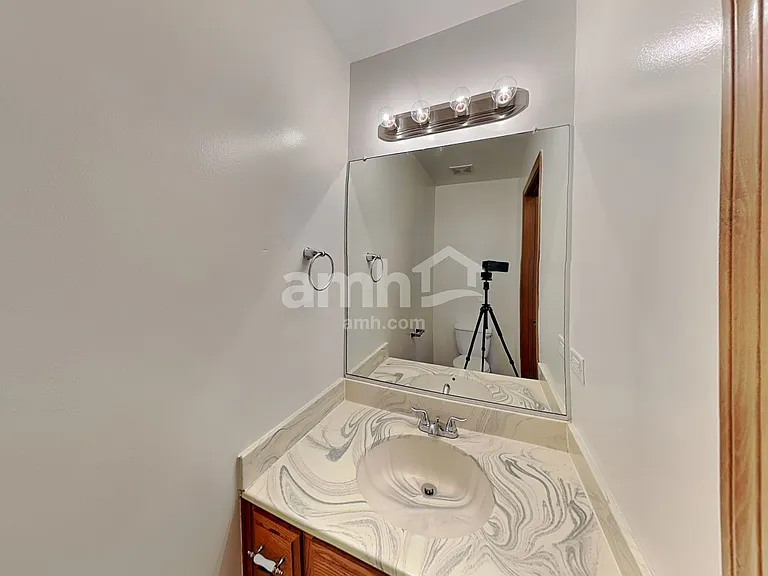 3826 Hennepin Ct — Photo 11