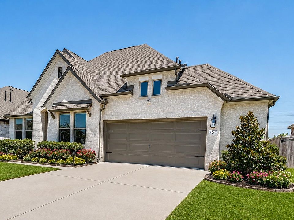 1st image of 2723 Lakeside Shore Dr