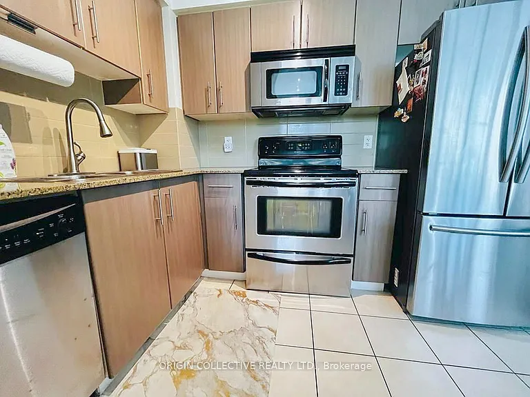 12 Yonge St #602 — Photo 8