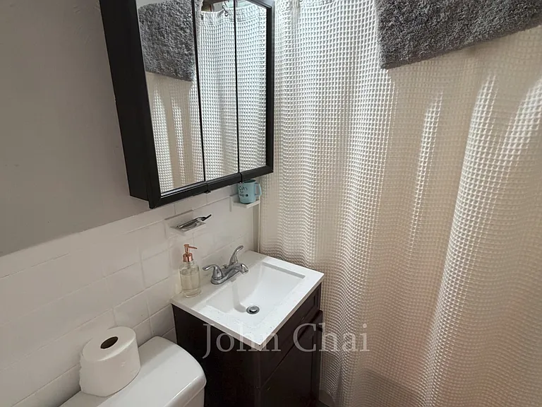 29 Lourdes Ave #5 — Photo 33