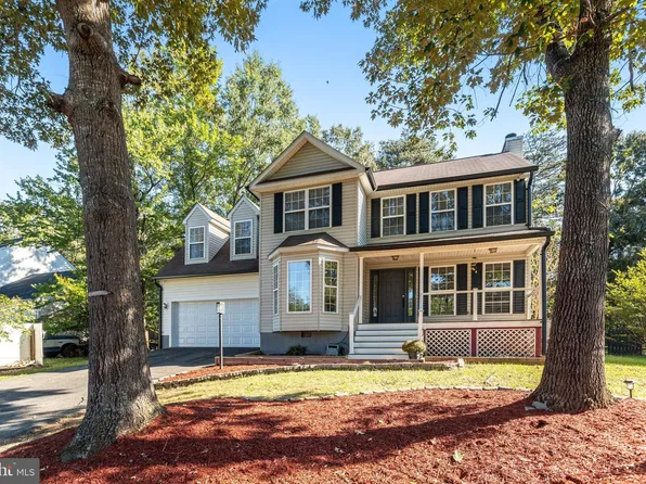 40 Melanie Hollow Ln, Fredericksburg, VA 22405