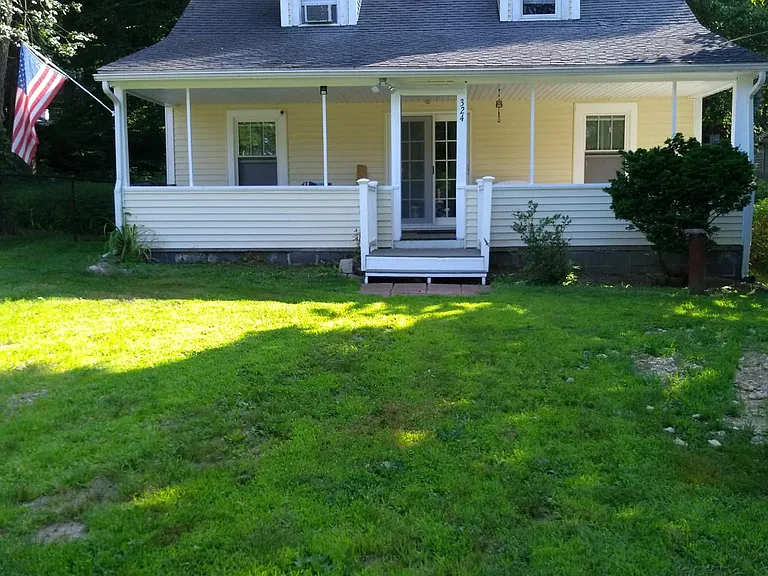 324 Shore Dr — Photo 4