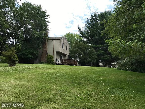 3rd image of 15101 Winesap Dr