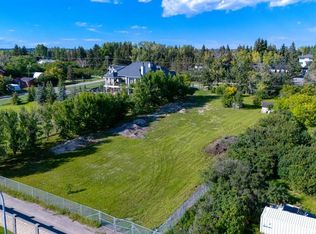 5820 Morley Trl NW, Calgary, AB T3A4R6