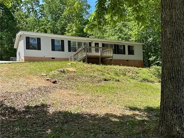 6605 Victoria Ln, Lula, GA 30554