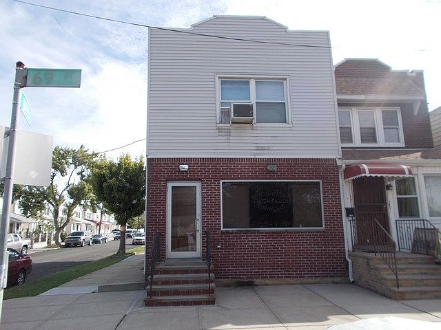2nd image of 6904 61st Dr