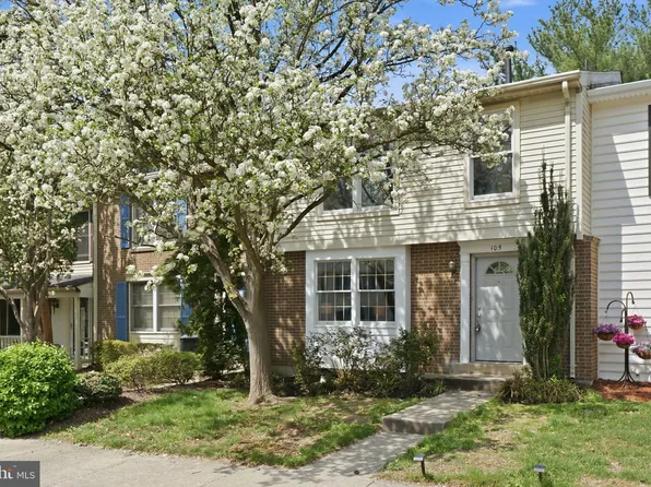 105 Holdcroft Ln, Gaithersburg, MD 20878
