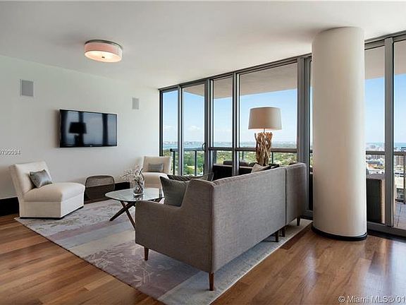 3rd image of 101 20th St #3603