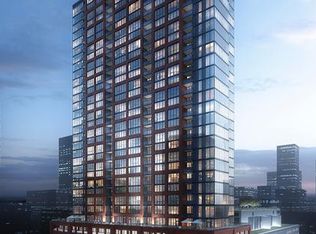 634 N Wells St, Chicago, IL 60654