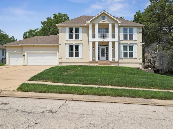 2117 SW Park Ave, Blue Springs, MO 64015