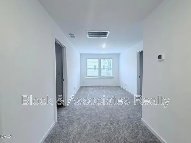 611 Contento Ct — Photo 18