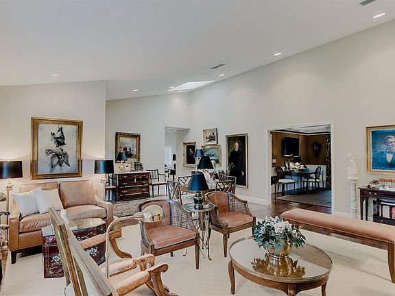 4th image of 500 Yacht Harbor Dr