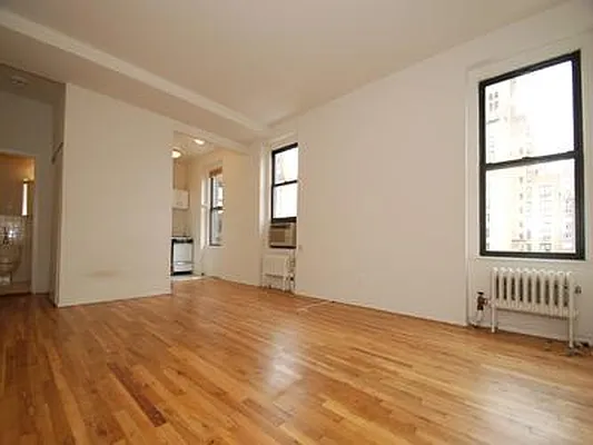 Rented by Buchbinder & Warren | media 46