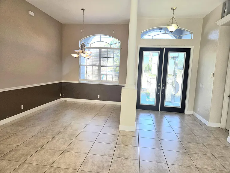 2472 SW Valnera St — Photo 7