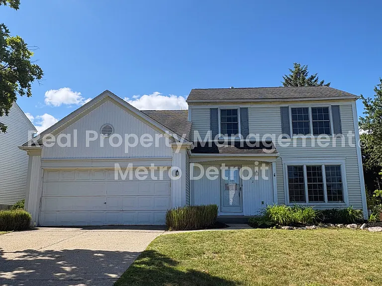 172 Parsons Ln — Photo 1