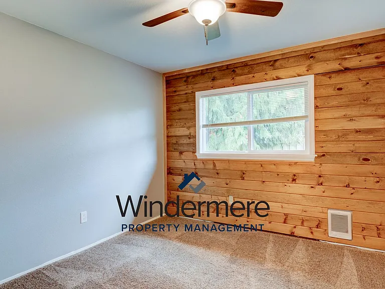 890 NW Haslo Pl — Photo 20