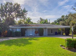 712 Iris Ln, Vero Beach, FL 32963