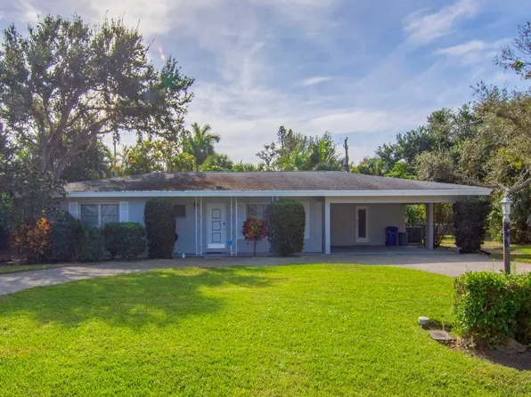 712 Iris Ln, Vero Beach, FL 32963