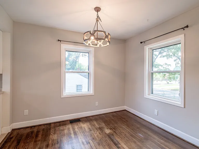 2520 Brentwood Pl — Photo 11