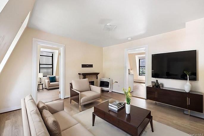 1st image of 506 Piermont Ave APT 2