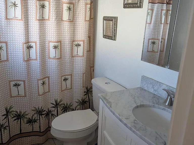 2081 Wallapai Dr — Photo 7