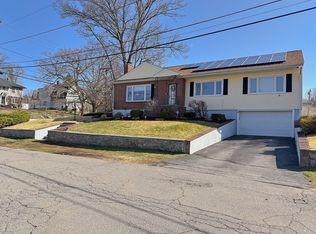 6 Rockingham Ave, Lowell, MA 01851