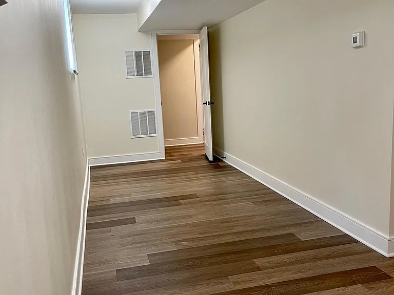 34 Wilson Ave — Photo 13
