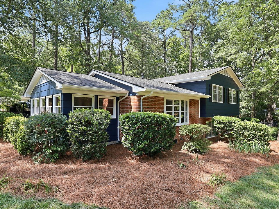 1st image of 102 Lattimore Ln