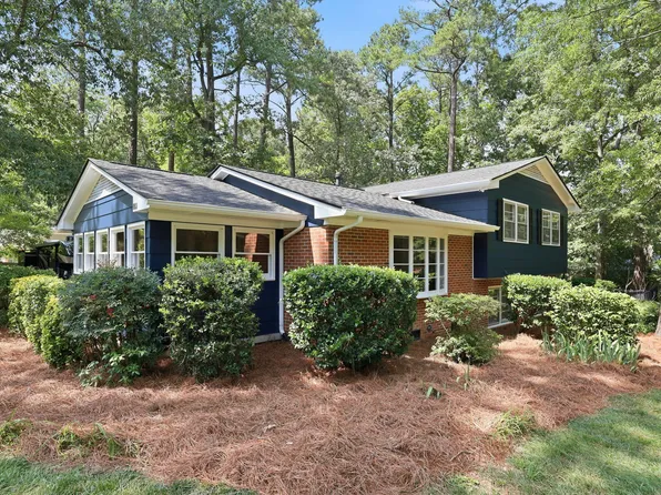 102 Lattimore Ln, Durham, NC 27713