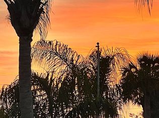 5761 River Grove Dr, Micco, FL 32976