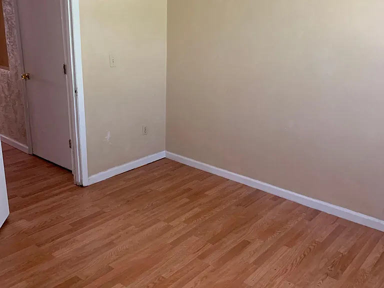 306 Meadow Dr #2 — Photo 7