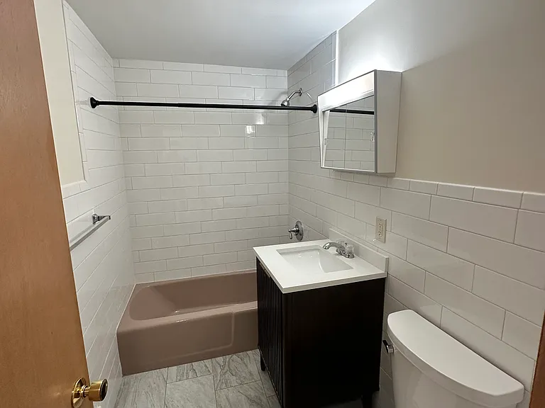 95 Grant St #5 — Photo 8