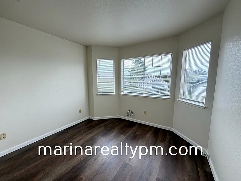 115 James River Rd — Photo 30