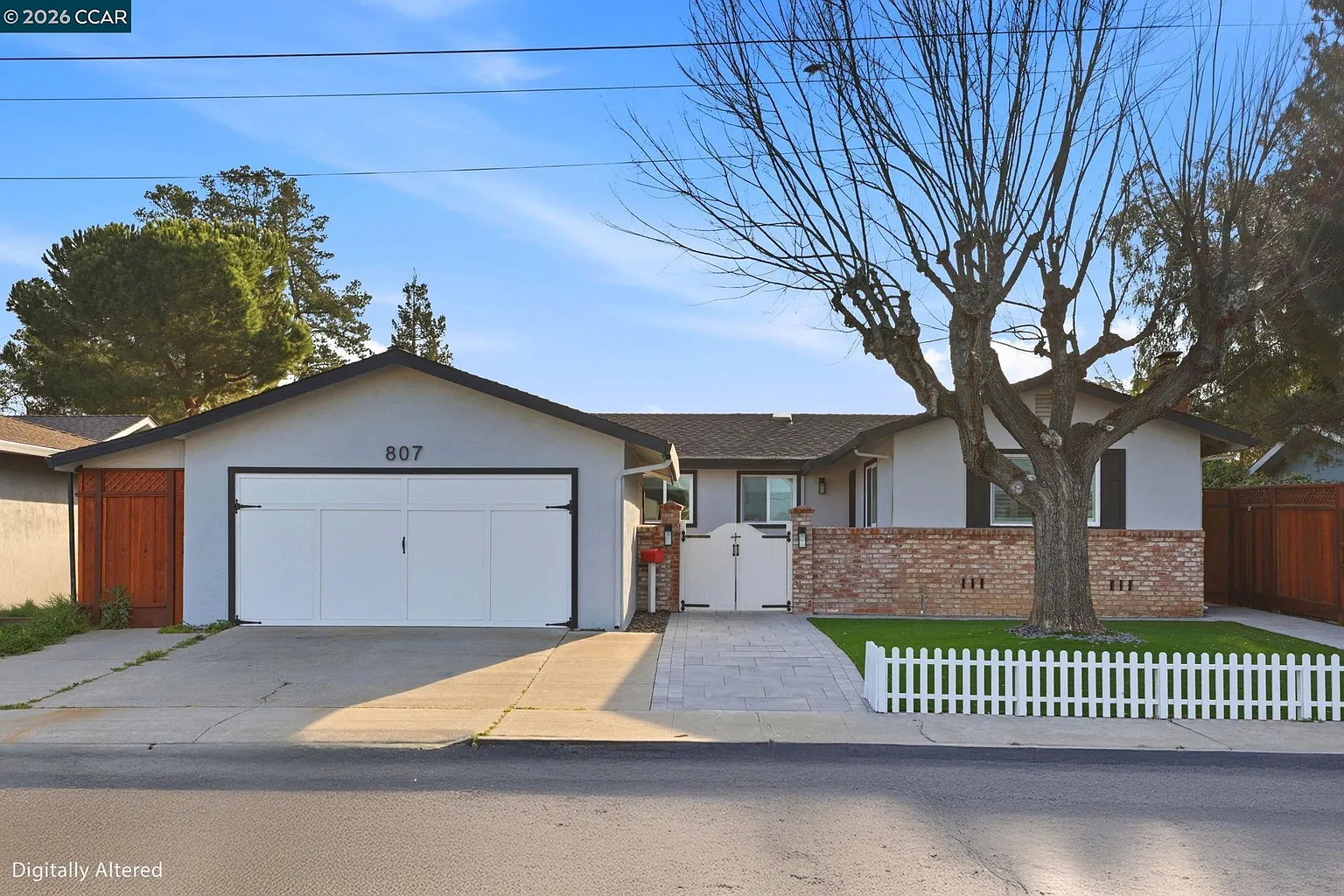 807 Crane Ave photo 1