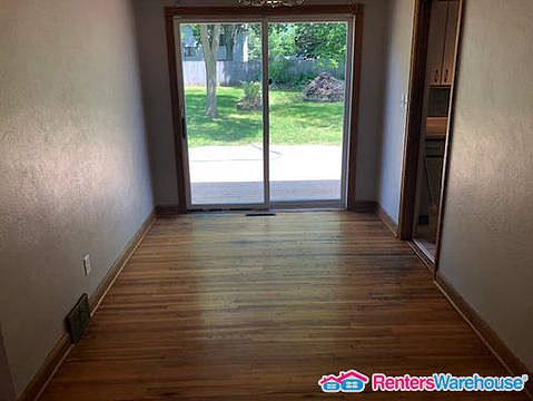 5th image of 3456 White Bear Ave