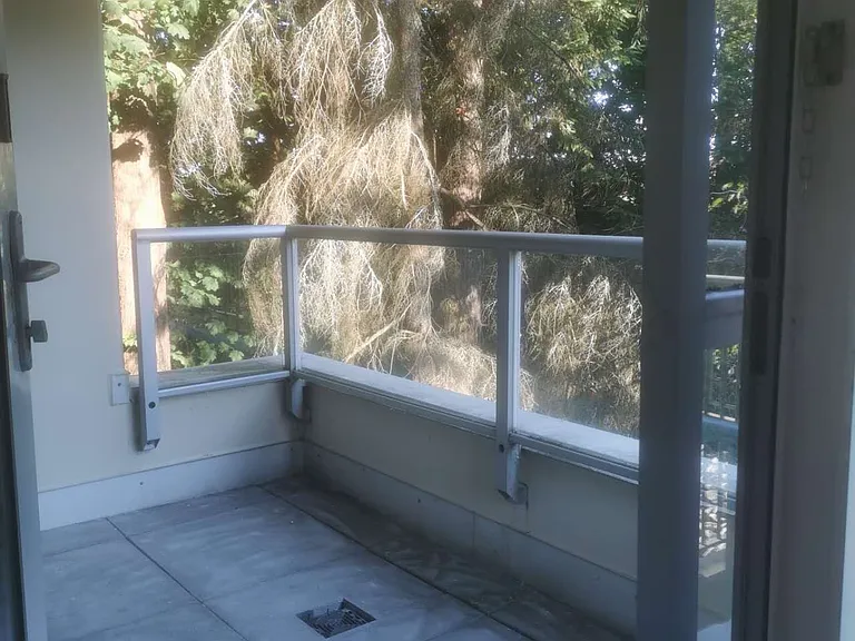 9298 University Cres #6 — Photo 6