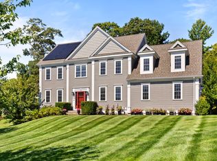560 Shining Rock Dr, Northbridge, MA 01534