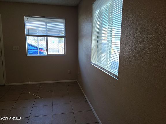 5th image of 8322 N 60th Ave APT 1