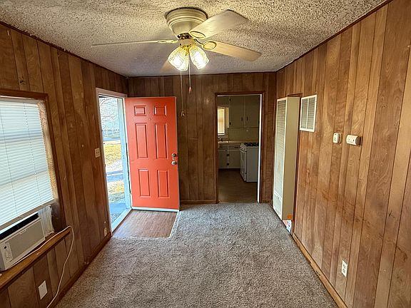 3rd image of 2605 SW B Ave #1