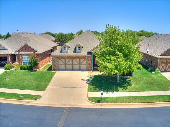 2nd image of 15820 San Nicolas Dr