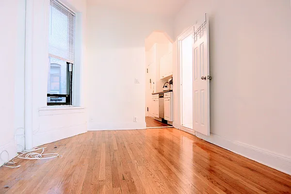 Rented by GPA Realty | media 36