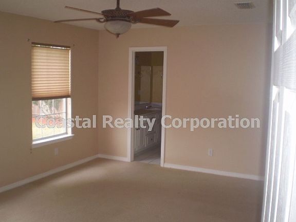 5th image of 794 Pearl Sand Dr