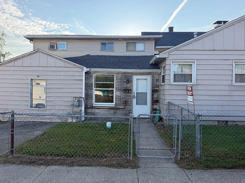 3526 W Michigan St #B